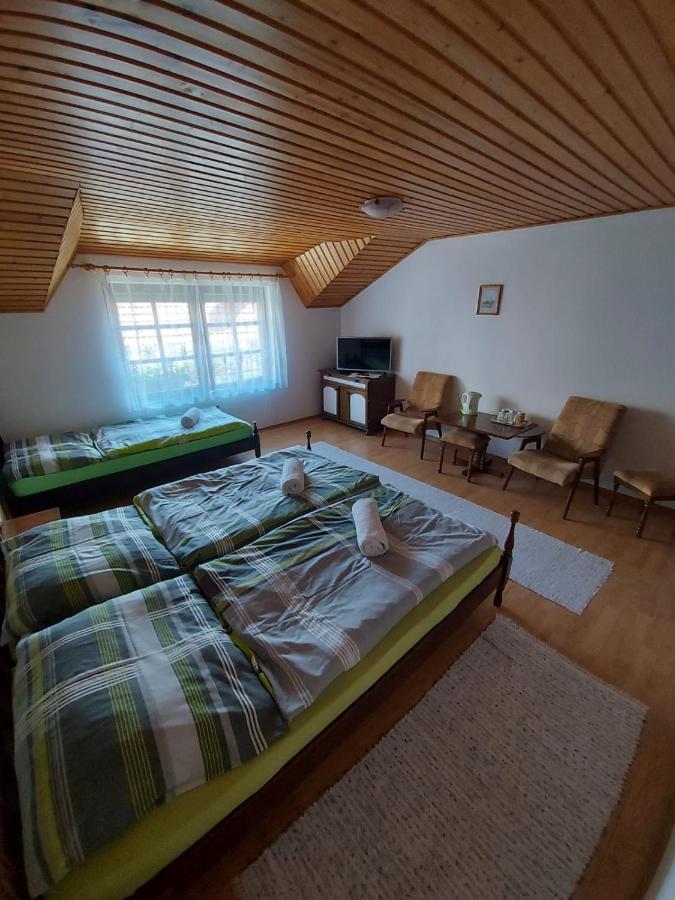 penzion spissky dvor Smižany Esterno foto